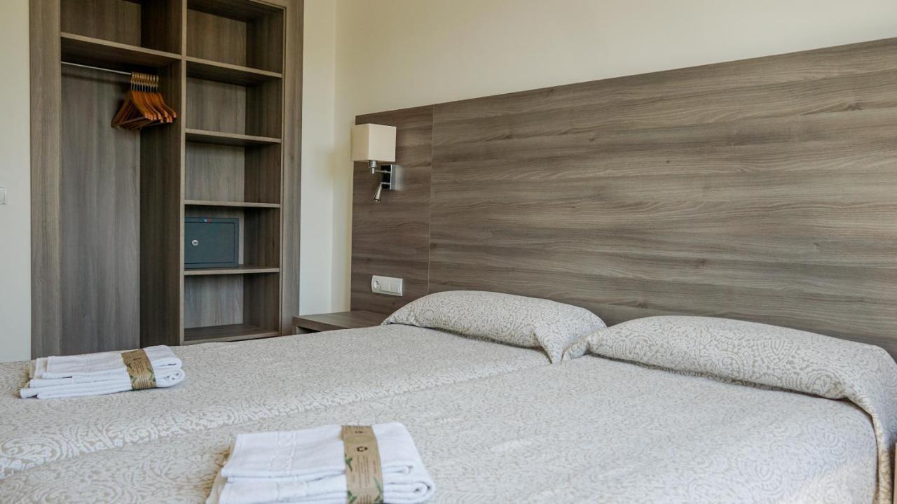 Cabot Tres Torres Apartamentos Playa de Palma Kültér fotó
