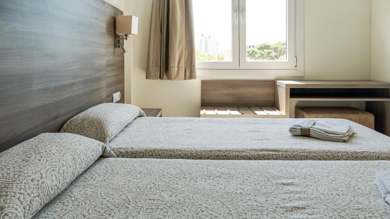 Cabot Tres Torres Apartamentos Playa de Palma Kültér fotó